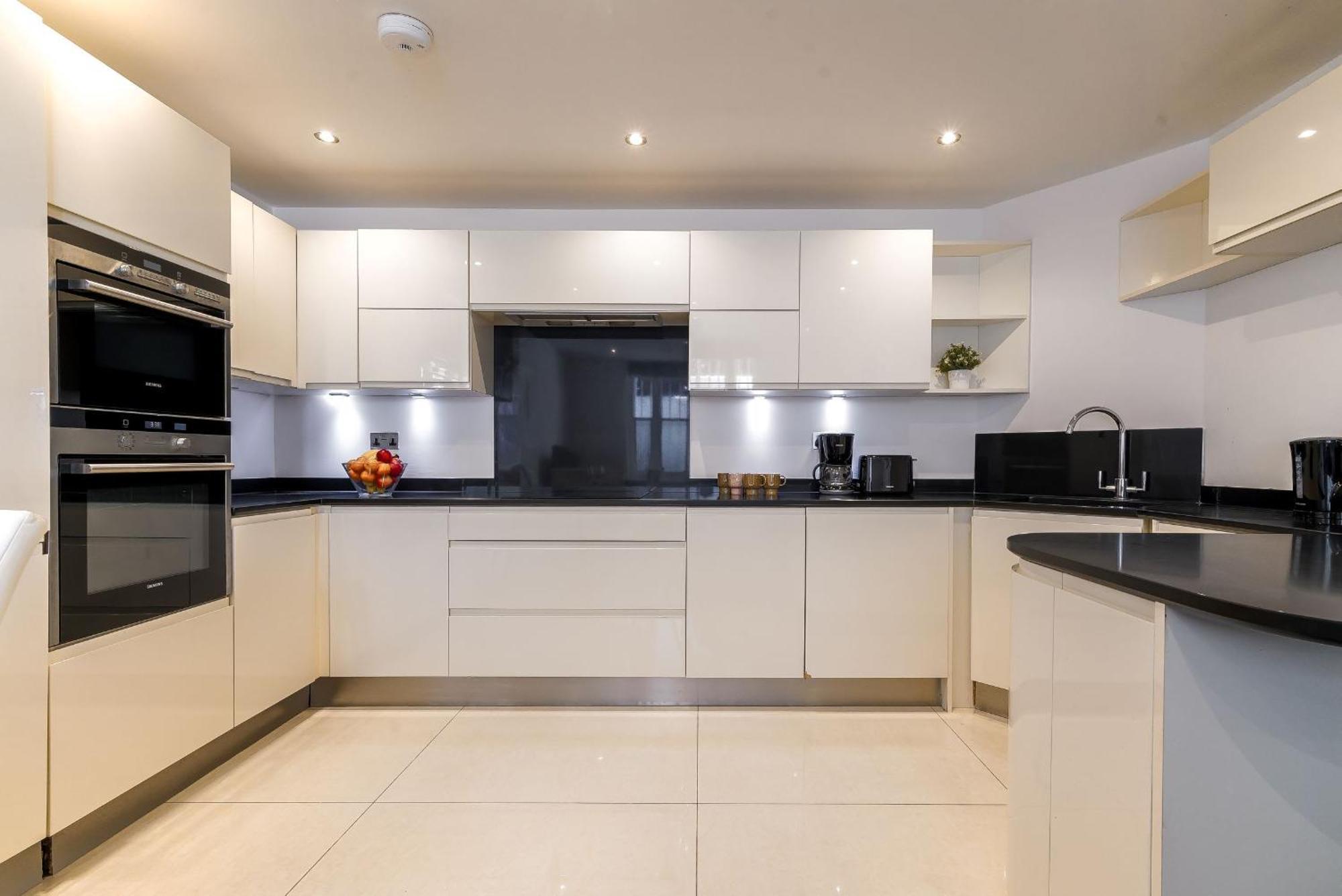 Notting Hill & Hyde Park - 2Br - Cityapartmentstay لندن المظهر الخارجي الصورة